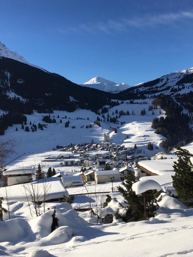 Haus Schwarz Villa Savognin Bagian luar foto