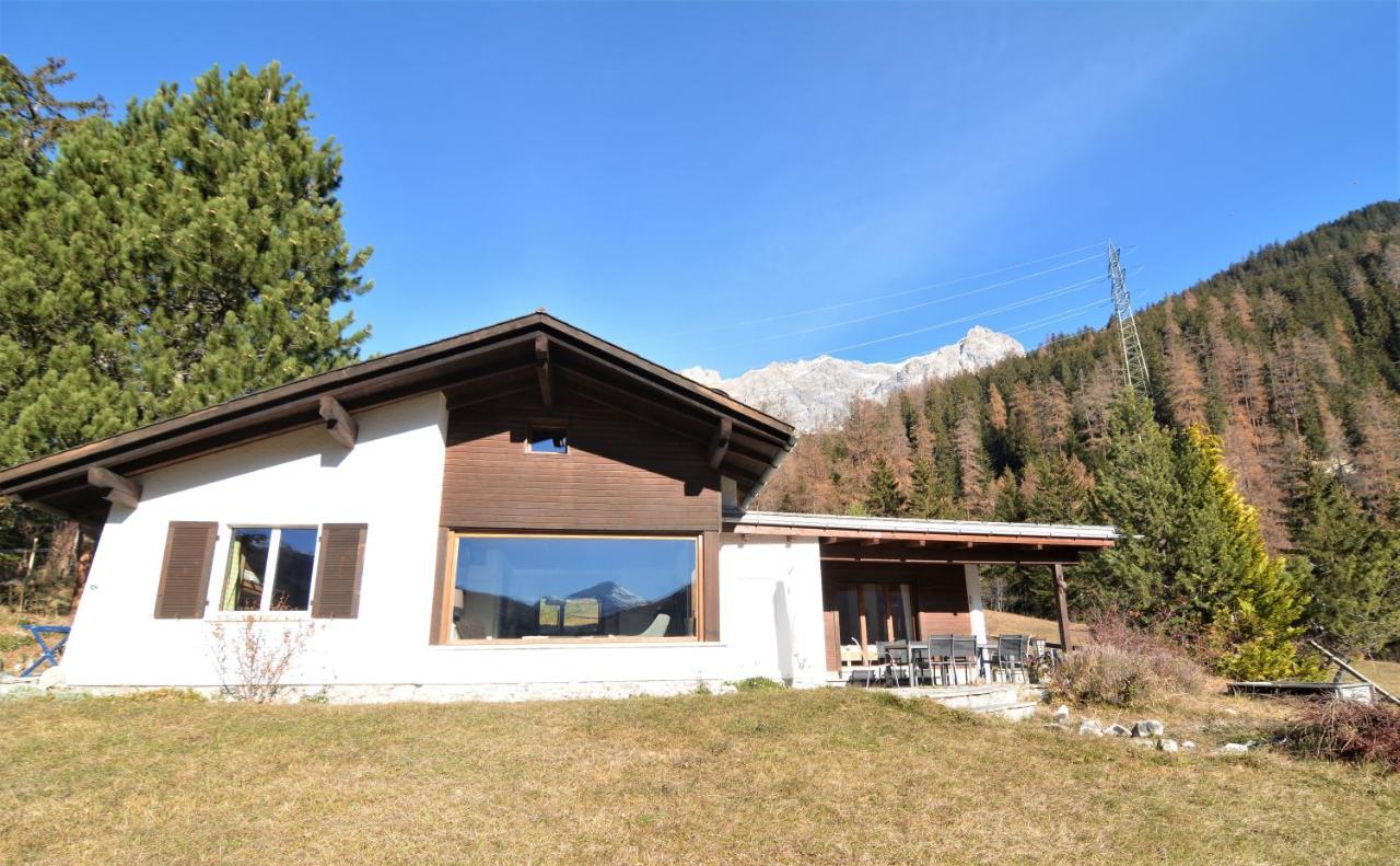 Haus Schwarz Villa Savognin Bagian luar foto