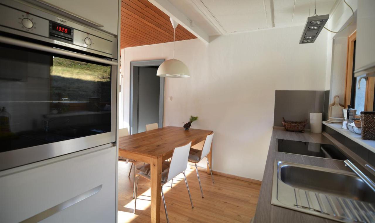 Haus Schwarz Villa Savognin Bagian luar foto